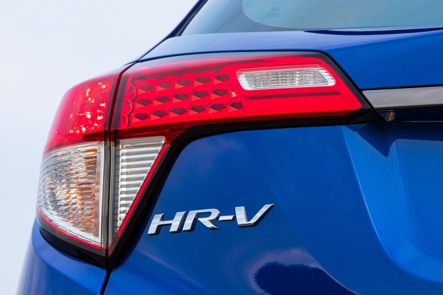 Детали экстерьера Honda HR-V Sport 2018 года  (NA) (фото 5 из 34)
